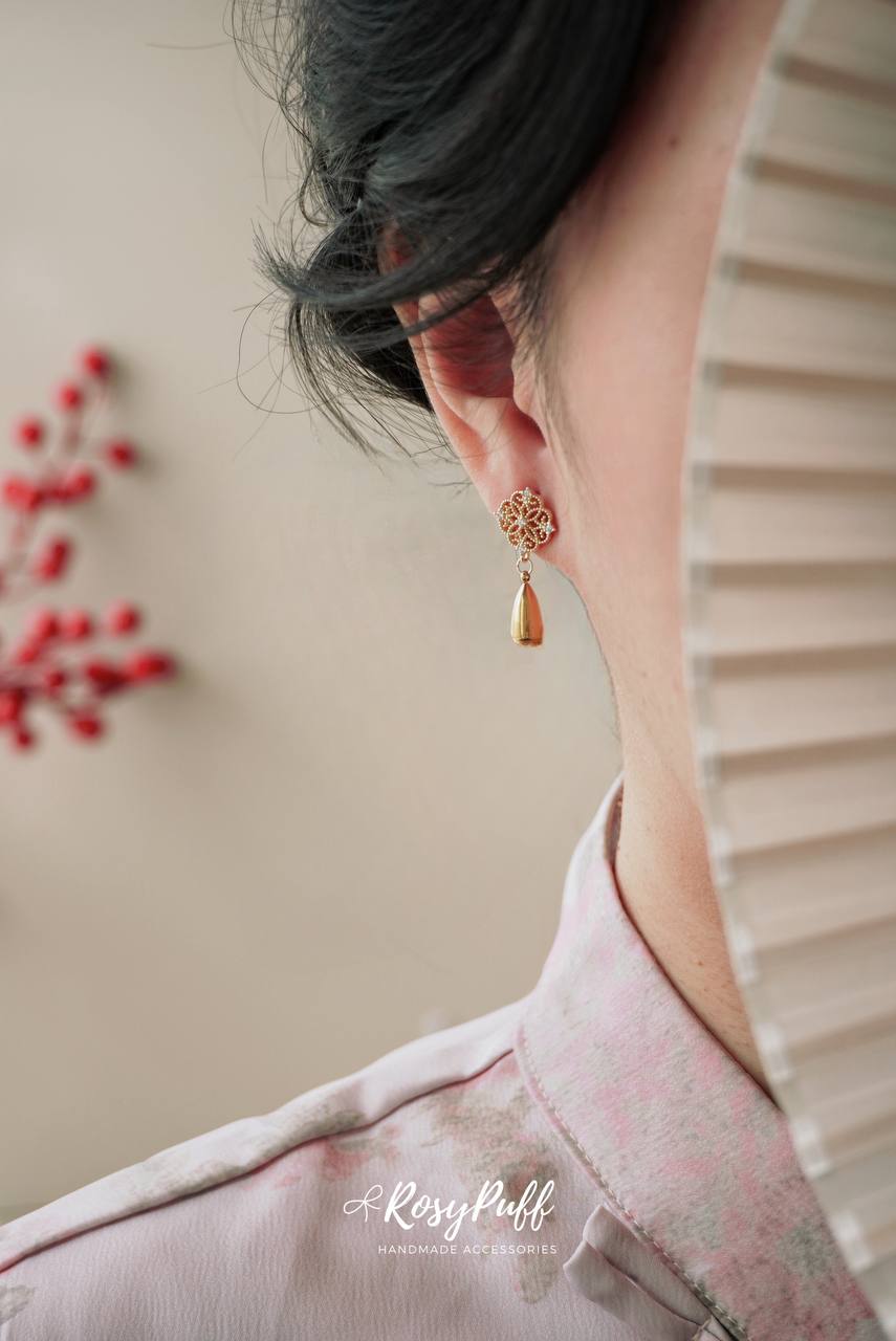 Oriental Grace Earrings