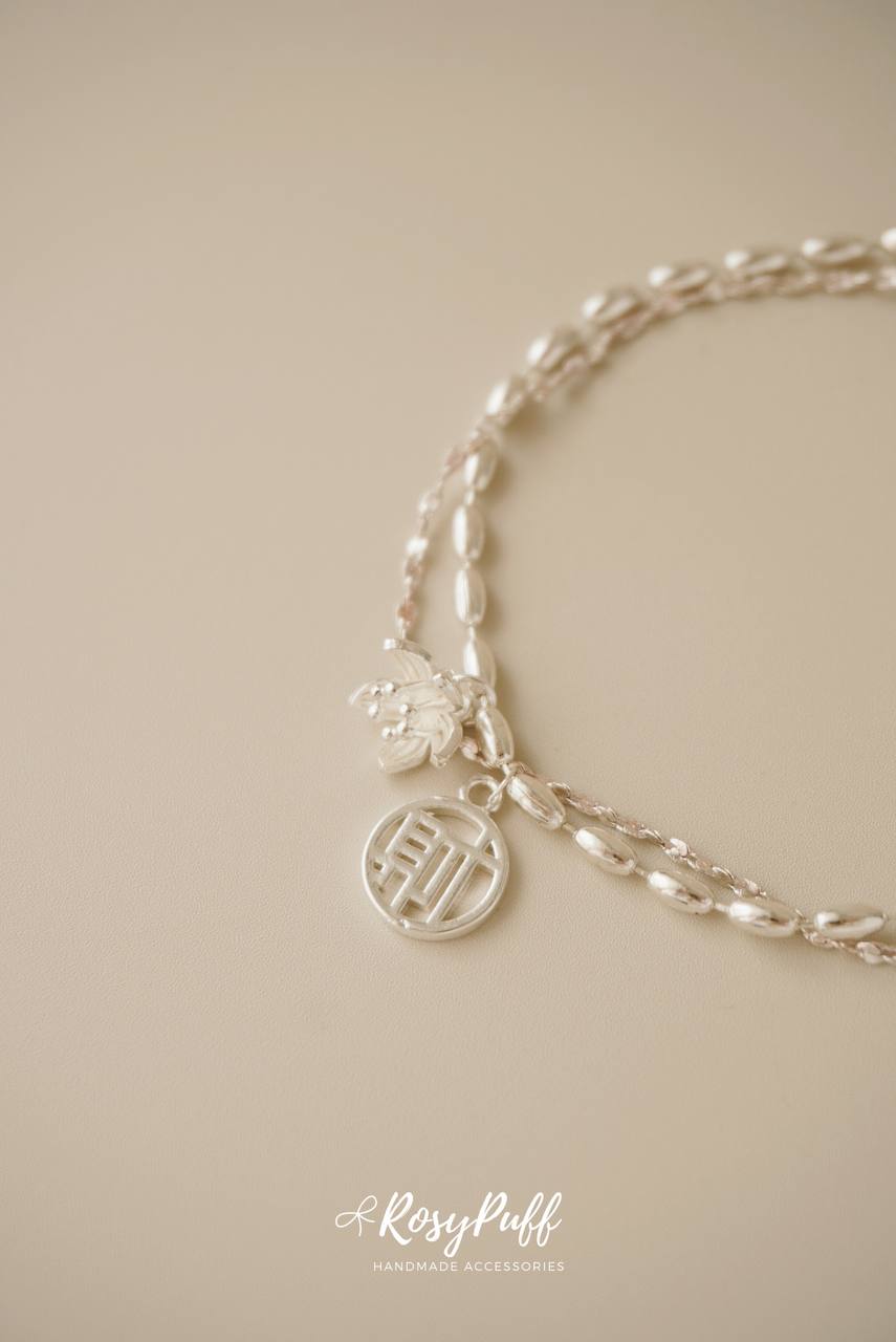Silver Whisper Bracelet With Selectable Charm
