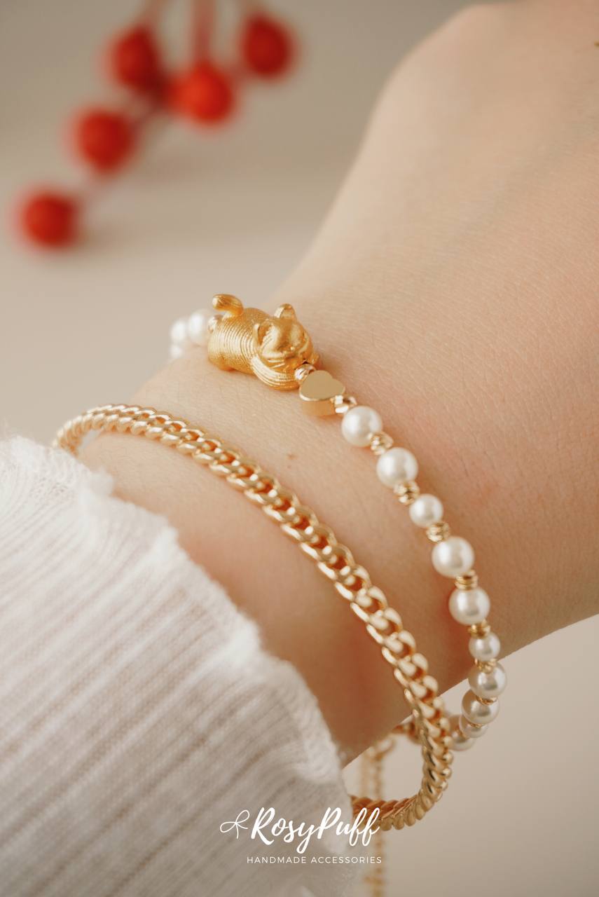 Fortune Cat bracelet