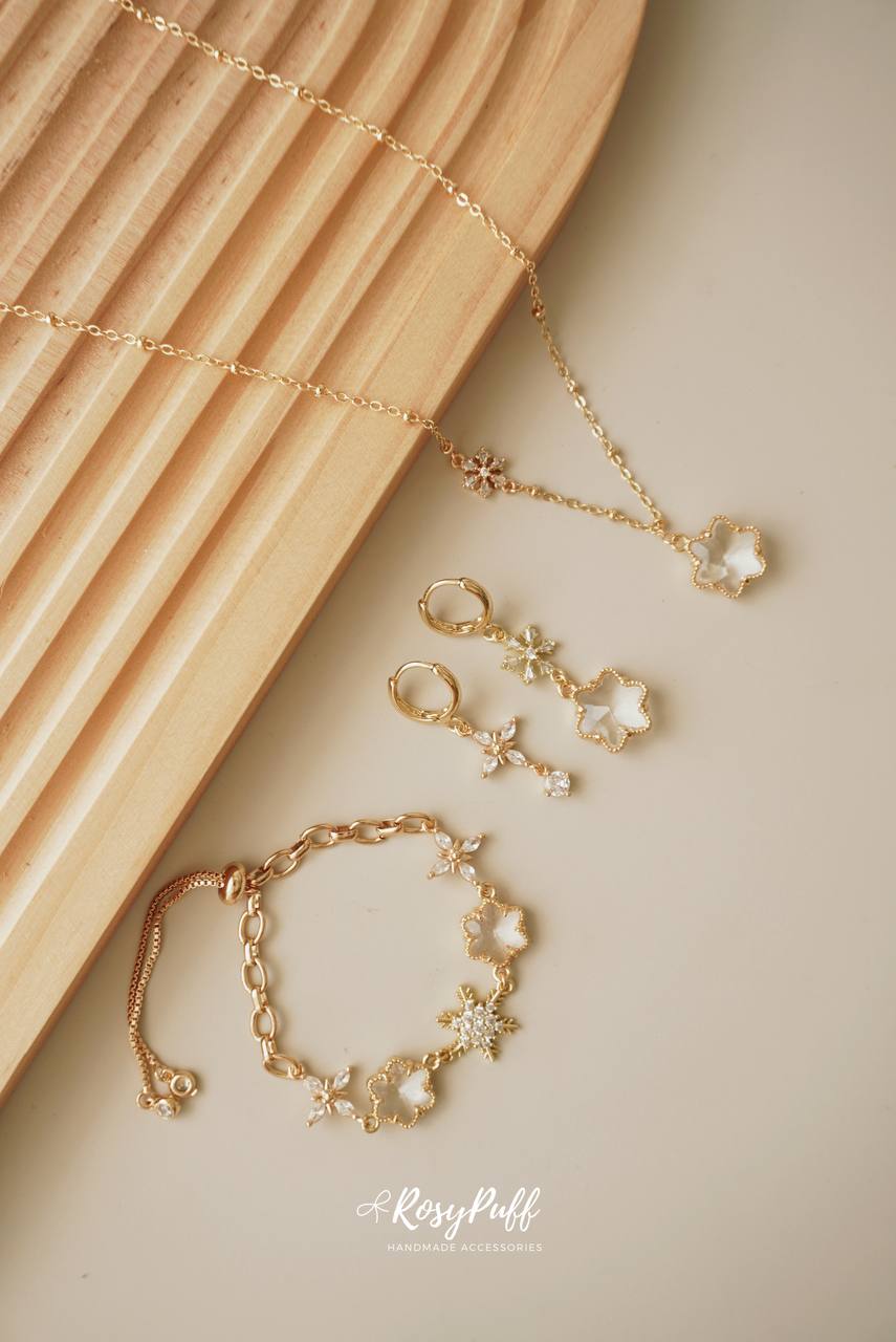 Snowy Stardust Earrings In White