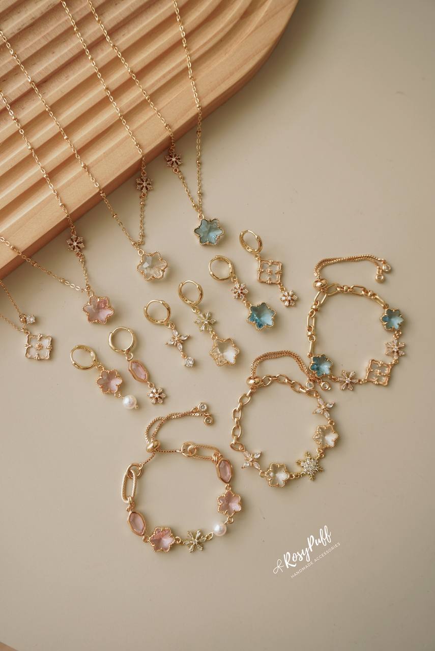 Snowy Stardust Earrings In White