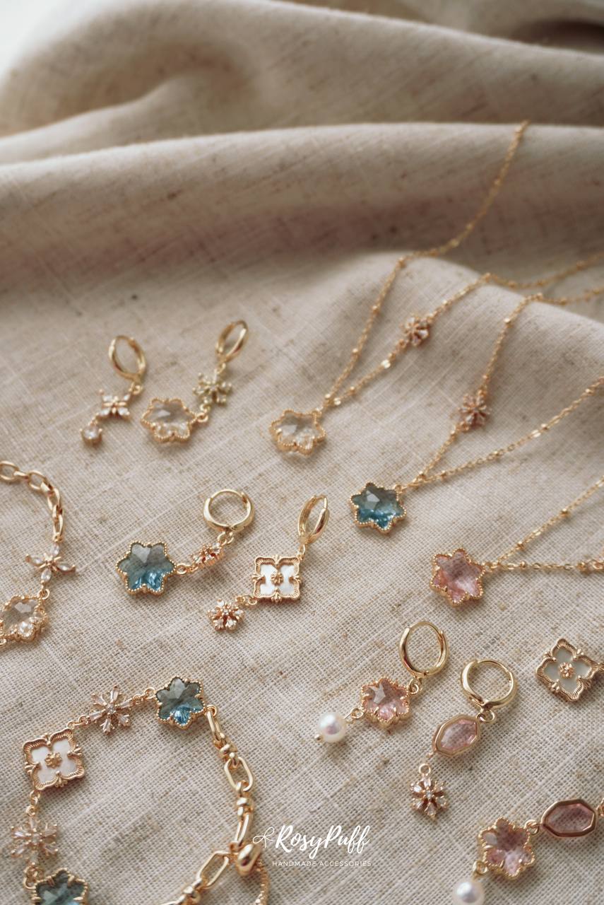 Snowy Stardust Earrings In Pink