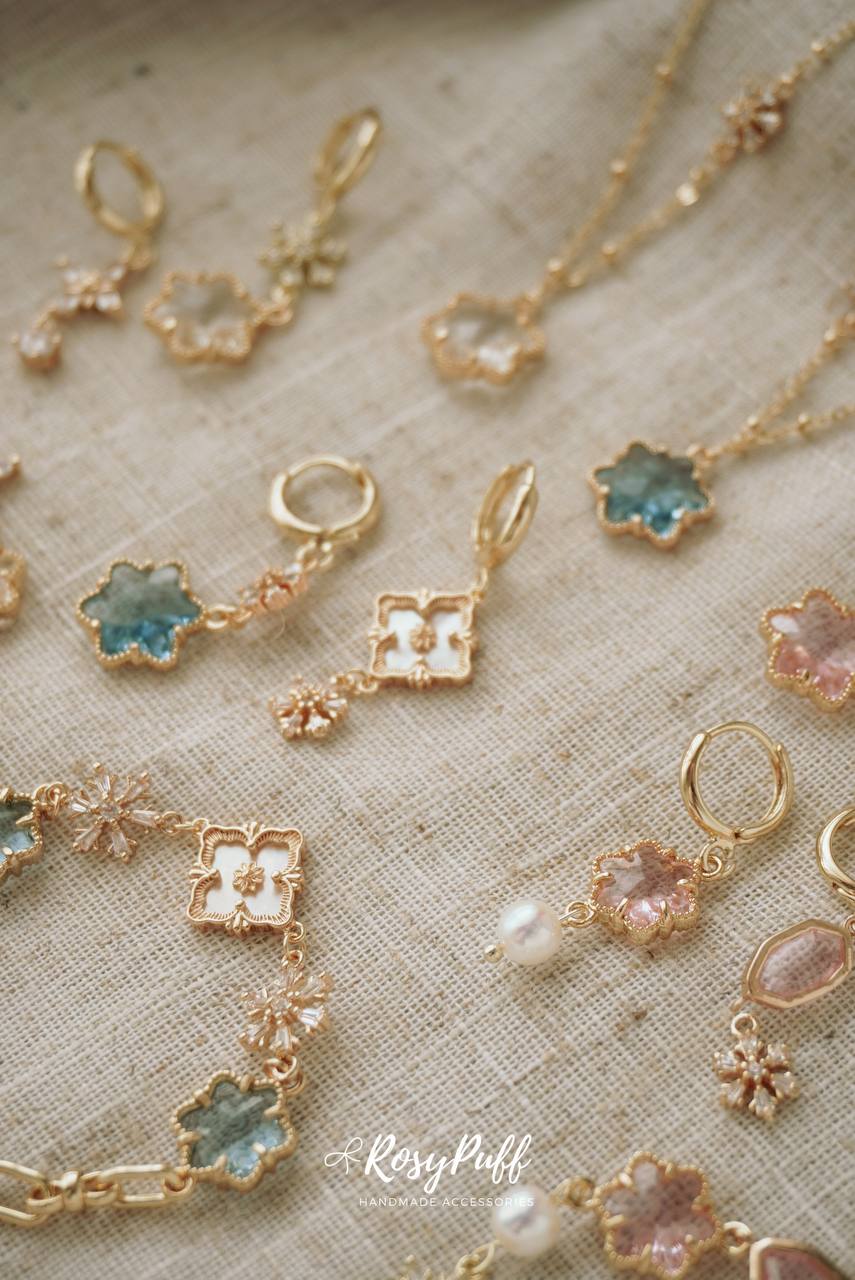 Snowy Stardust Earrings In Blue