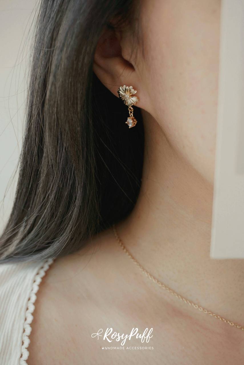 Daisy Drops Earrings