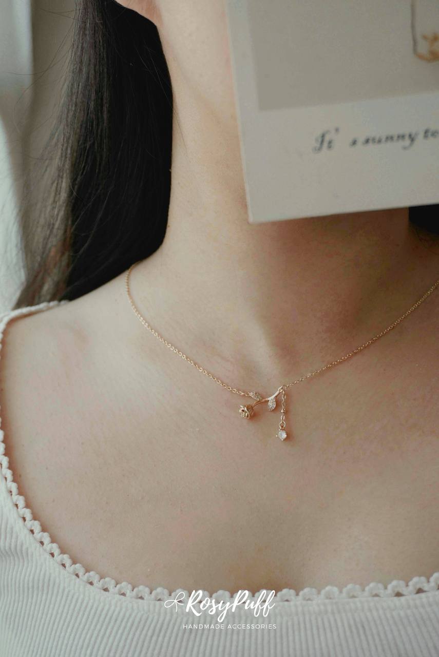 Rose Delight Necklace