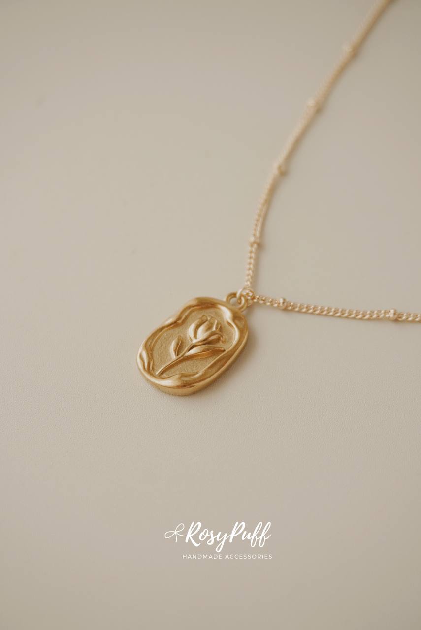 Tulip Stamp Necklace