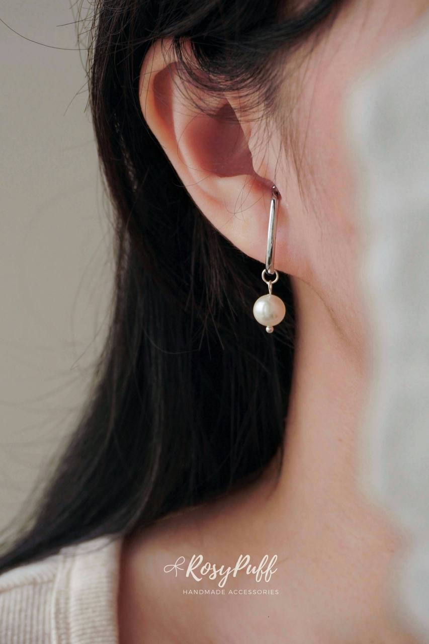 Basic 8mm Pearls In Silver ( For Ear Cuffs )