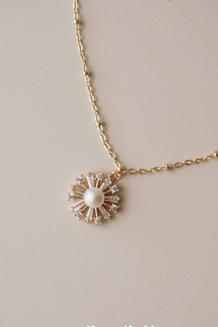 Hanabi Diamond Necklace