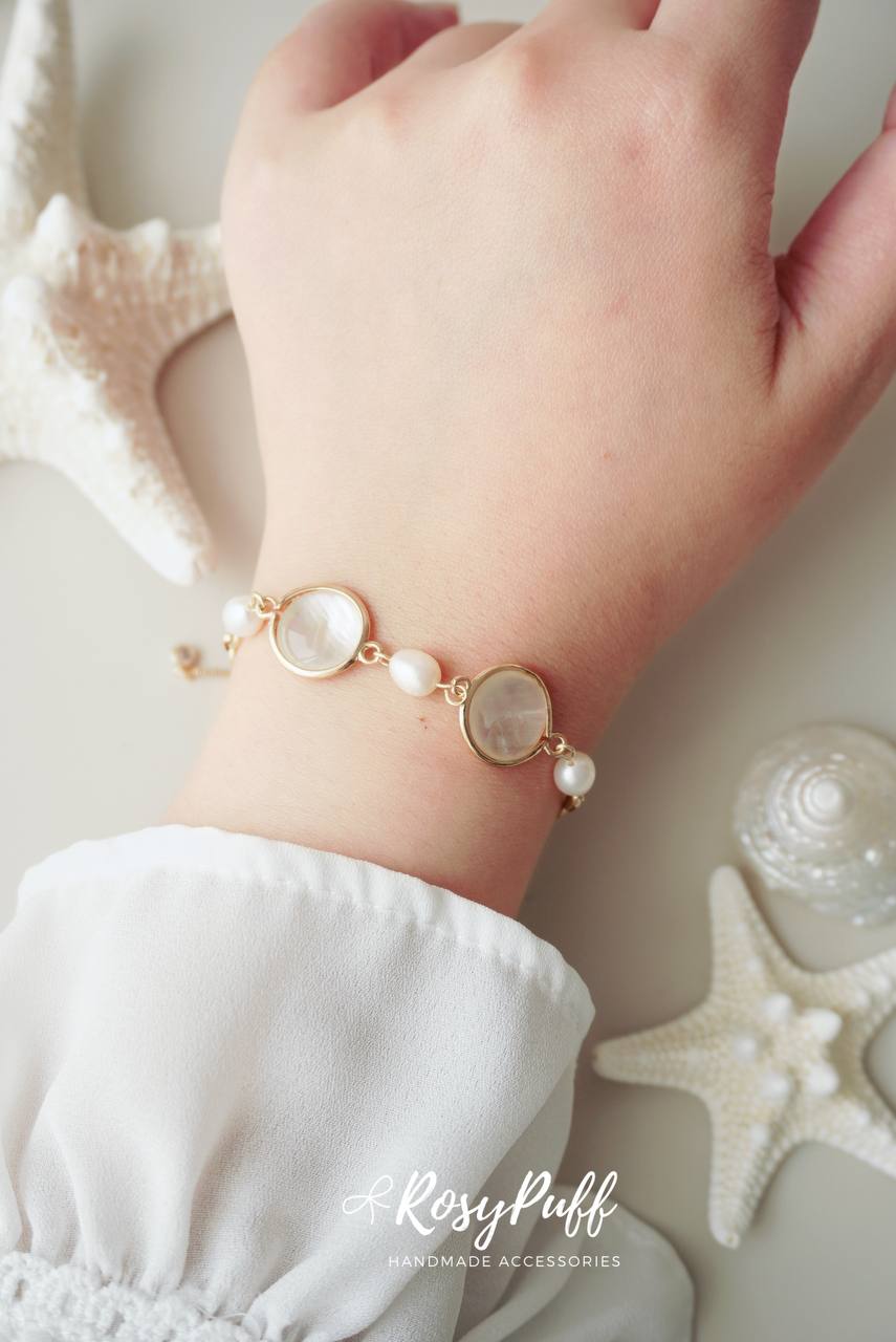 Opal Round Coast Bracelet