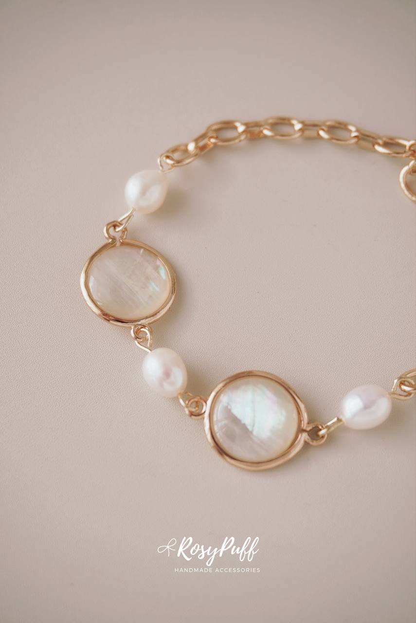 Opal Round Coast Bracelet