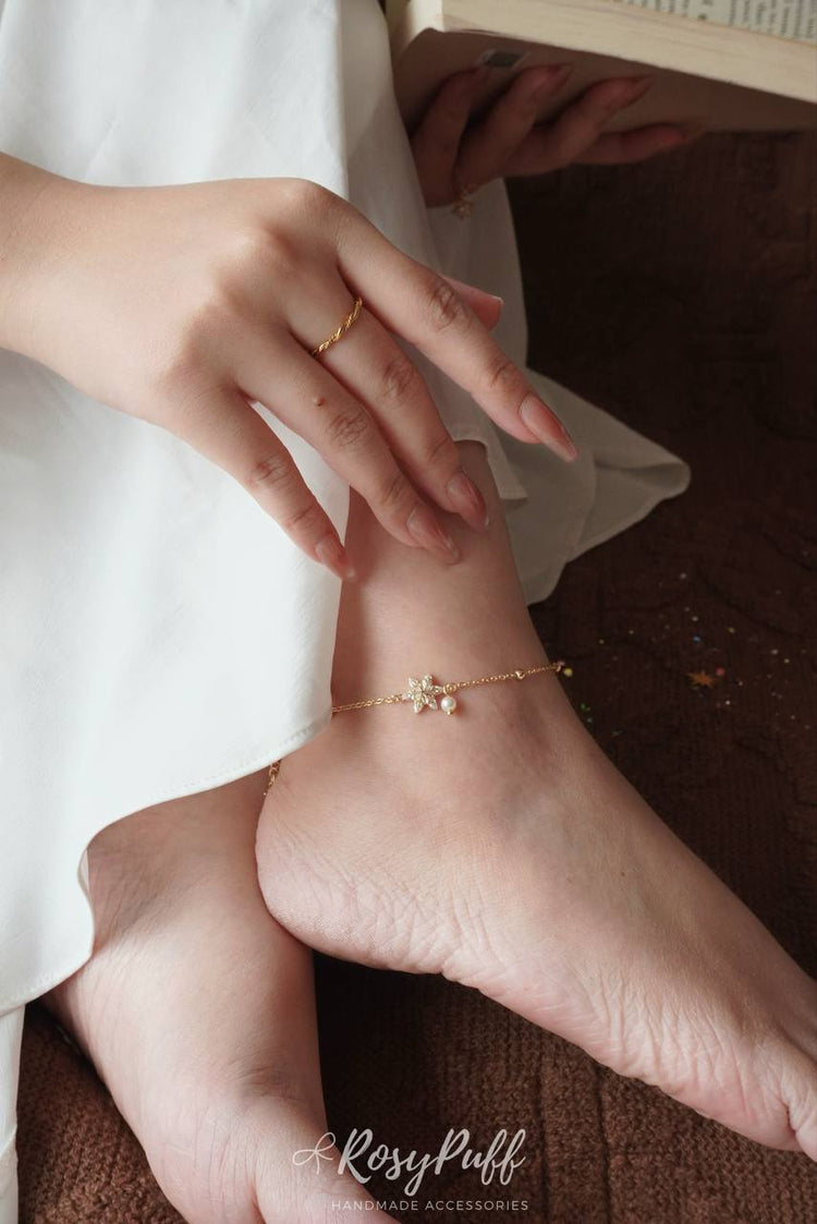 Anklet