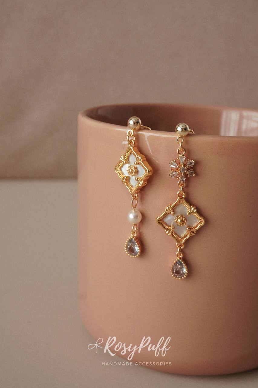 Snowy Earring In Blue 2.0