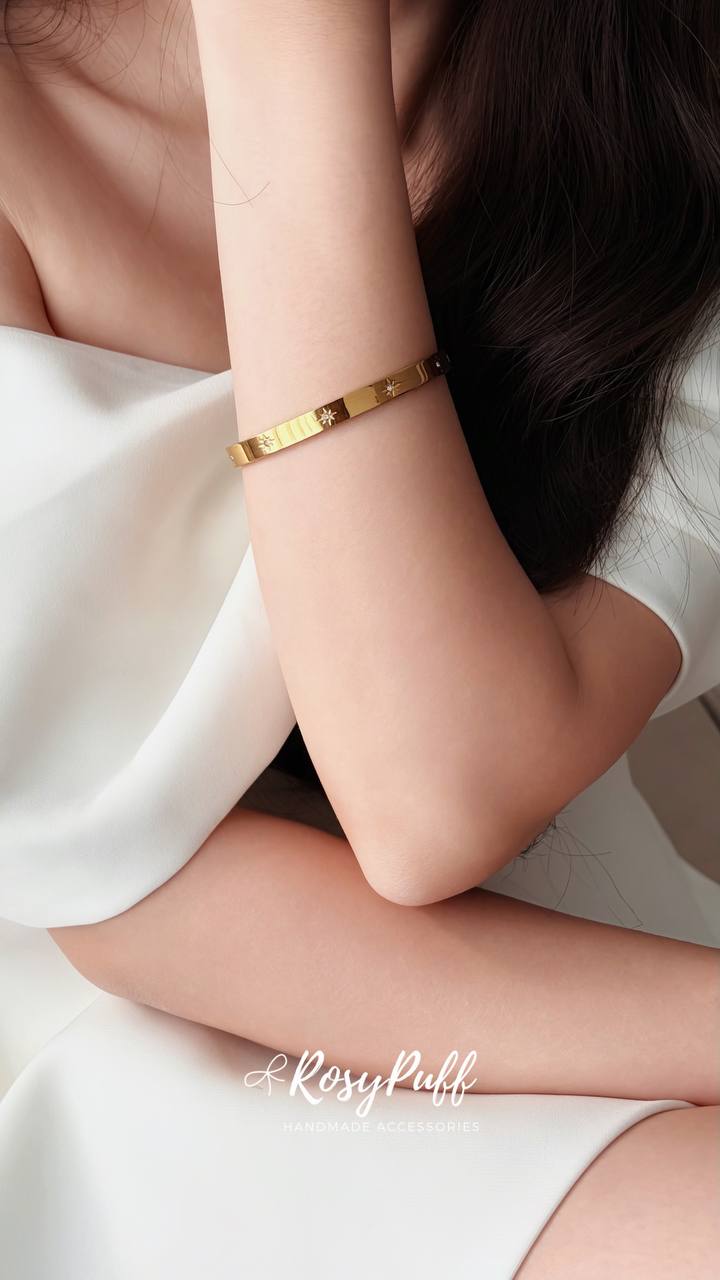 Nova Bangle ( Water Resistant )