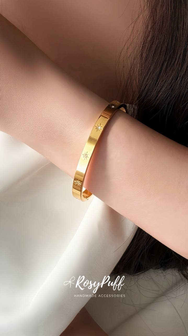 Nova Bangle ( Water Resistant )