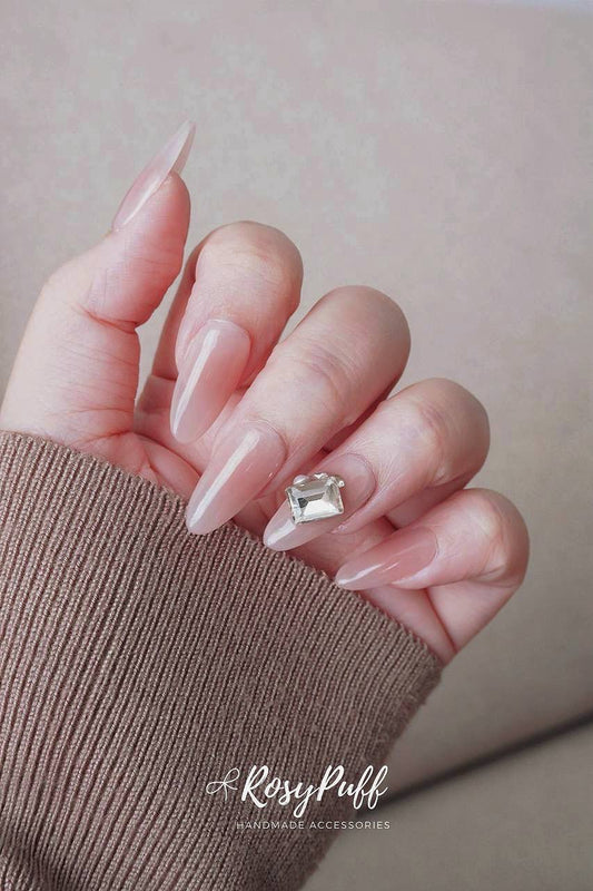 Velvet Lumière Press-On Nails