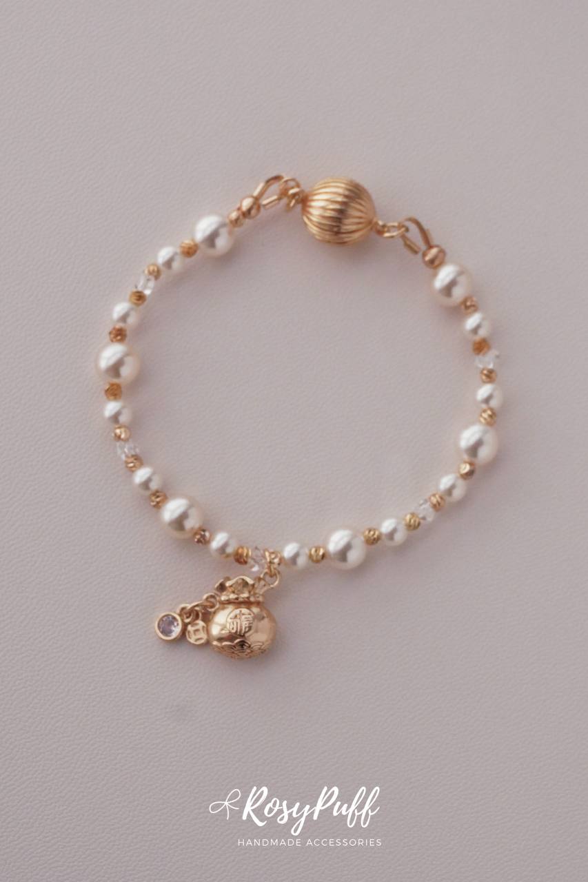 Fortunes Pouch Bracelet