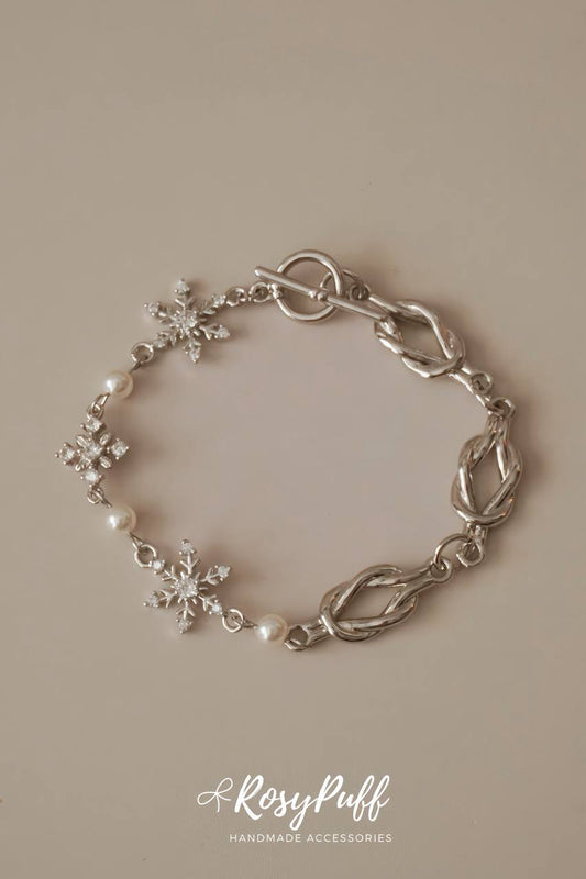 Snow light Bracelet In Silver