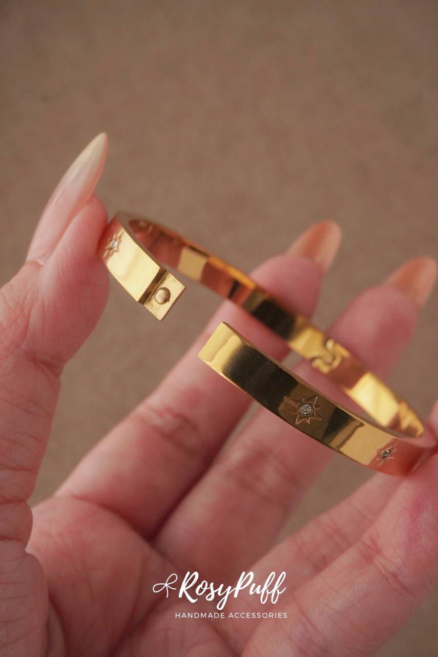 Nova Bangle ( Water Resistant )