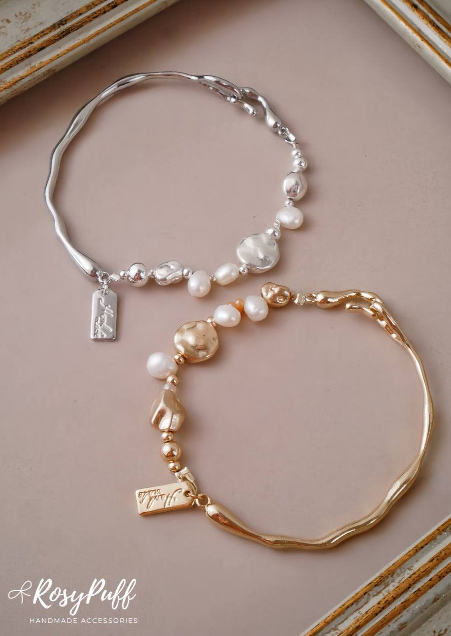 Pearl serenity bracelet in Gold