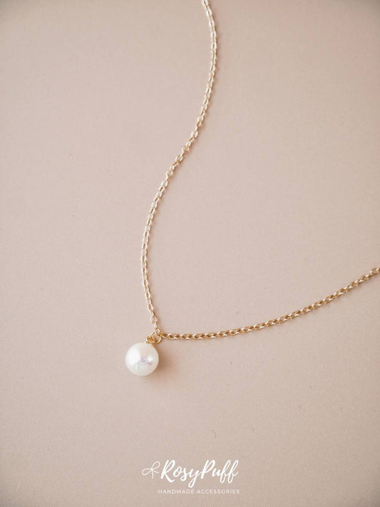 Classic 8mm Pearl Necklace In Gold