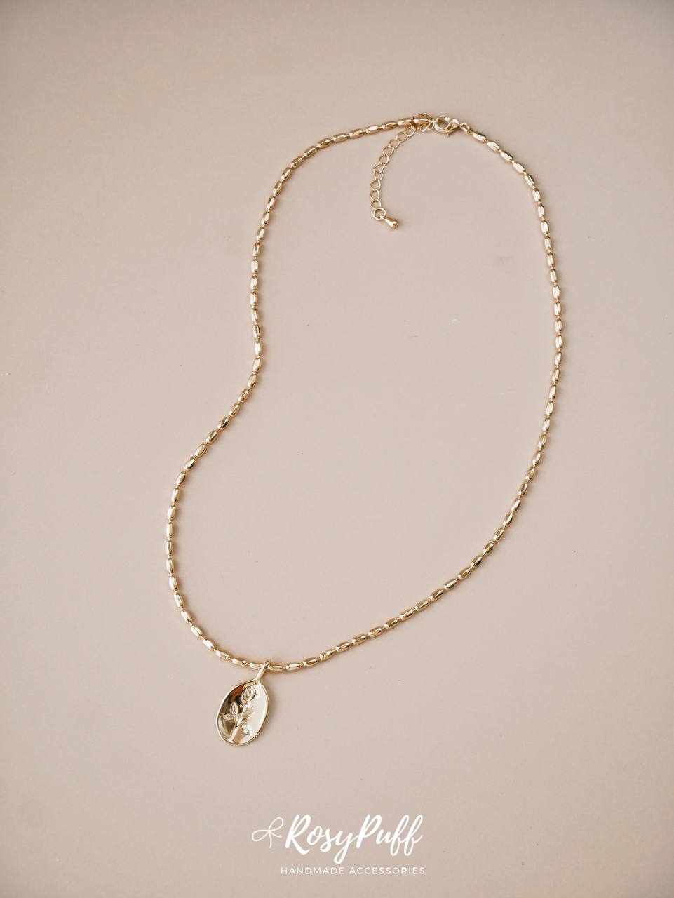 Rosaria Necklace