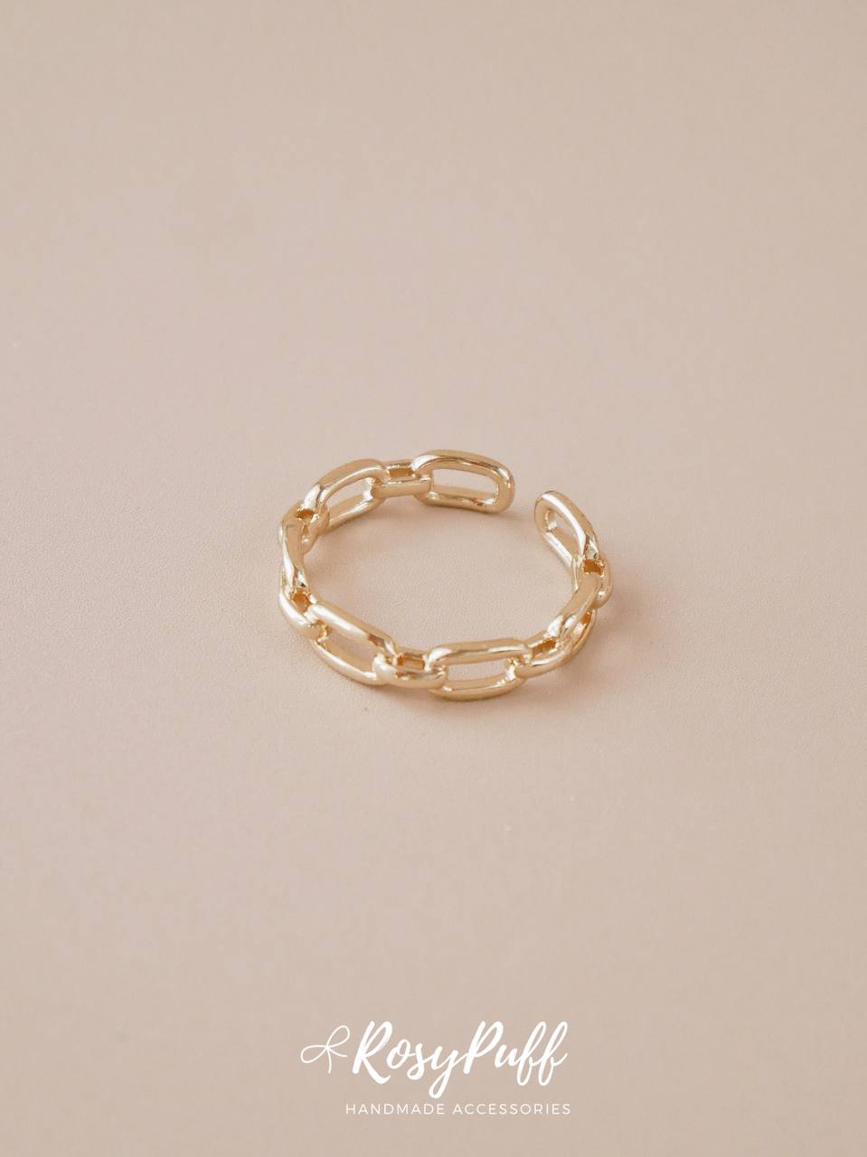 Elegant Chain Ring