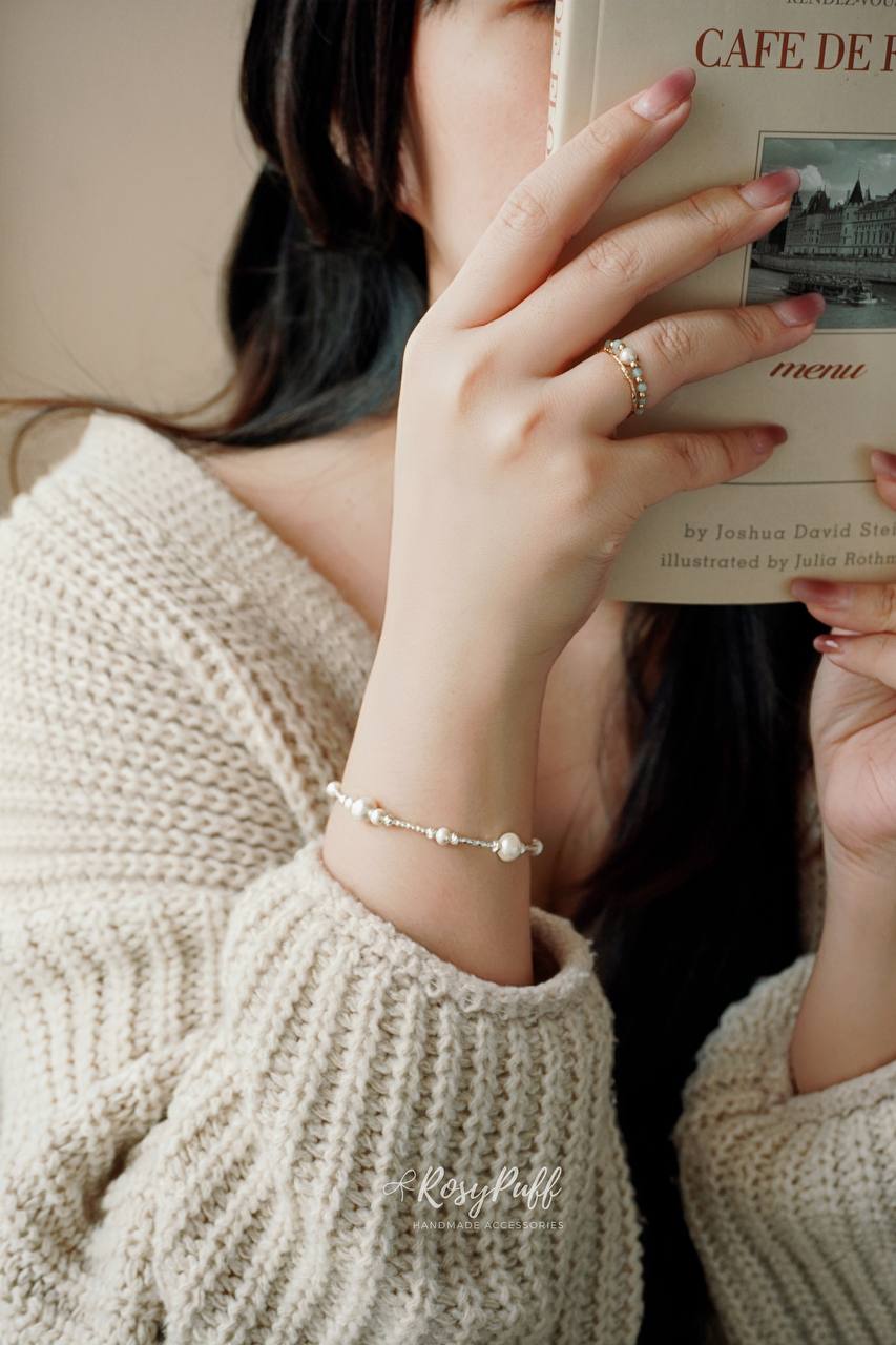 Moonlit Bracelet in Silver