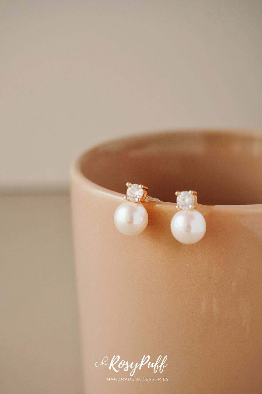 Dewdrop Pearls Earrings In 8mm