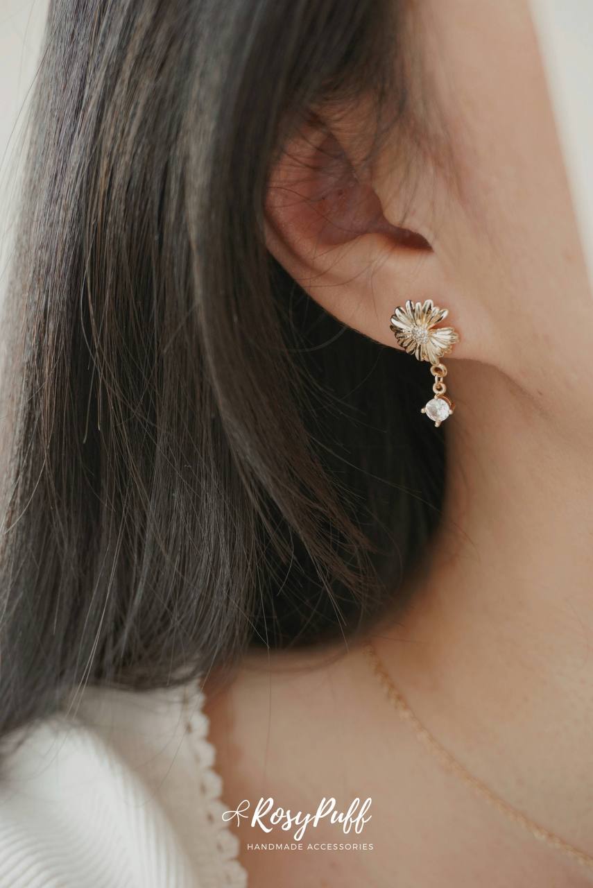 Daisy Drops Earrings