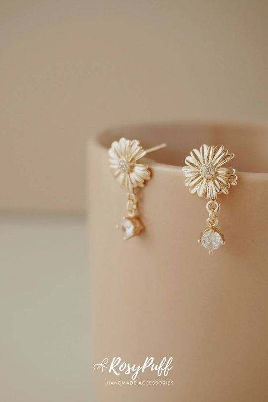 Daisy Drops Earrings