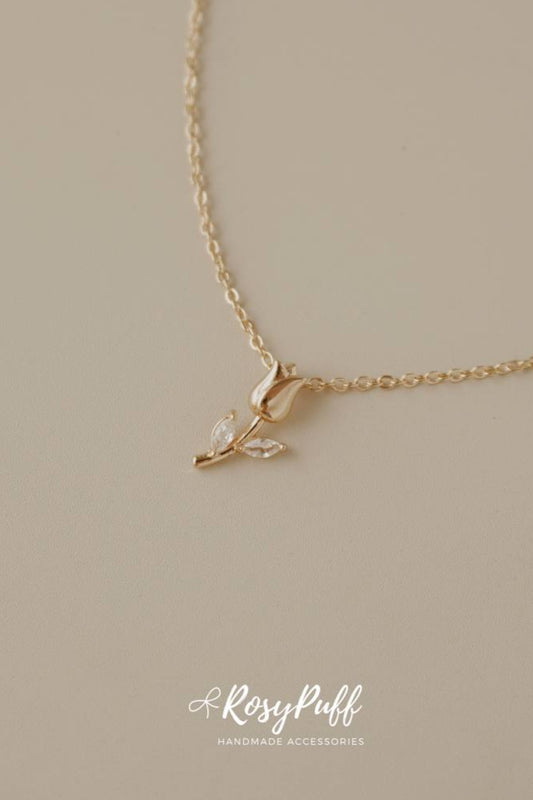 Petite Tulip Necklace