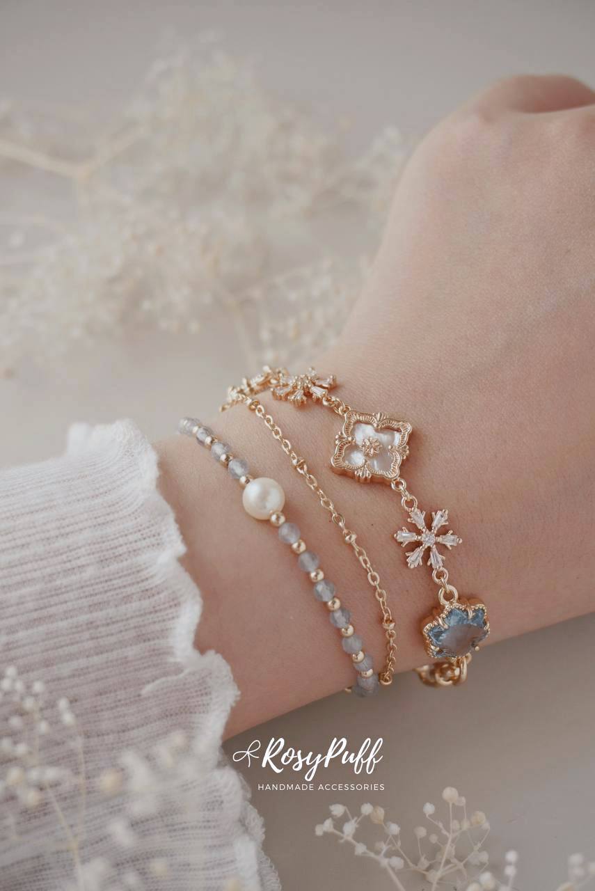 Spring Whisper Duo Layers Bracelet In Blue