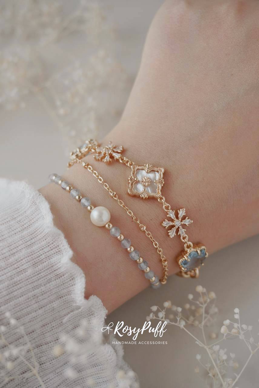 Spring Whisper Duo Layers Bracelet In Blue