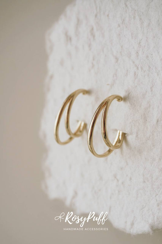 Duo Layers Ear Cuffs In Gold