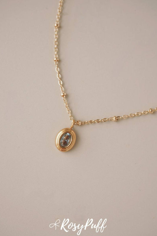 Oval Muse Necklace In Blue