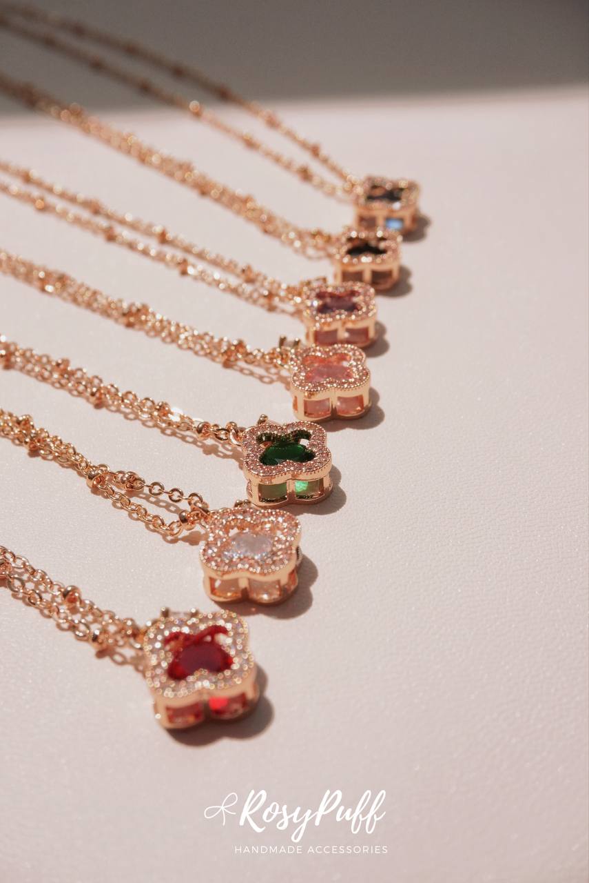 Clovera Necklace In Navy Blue