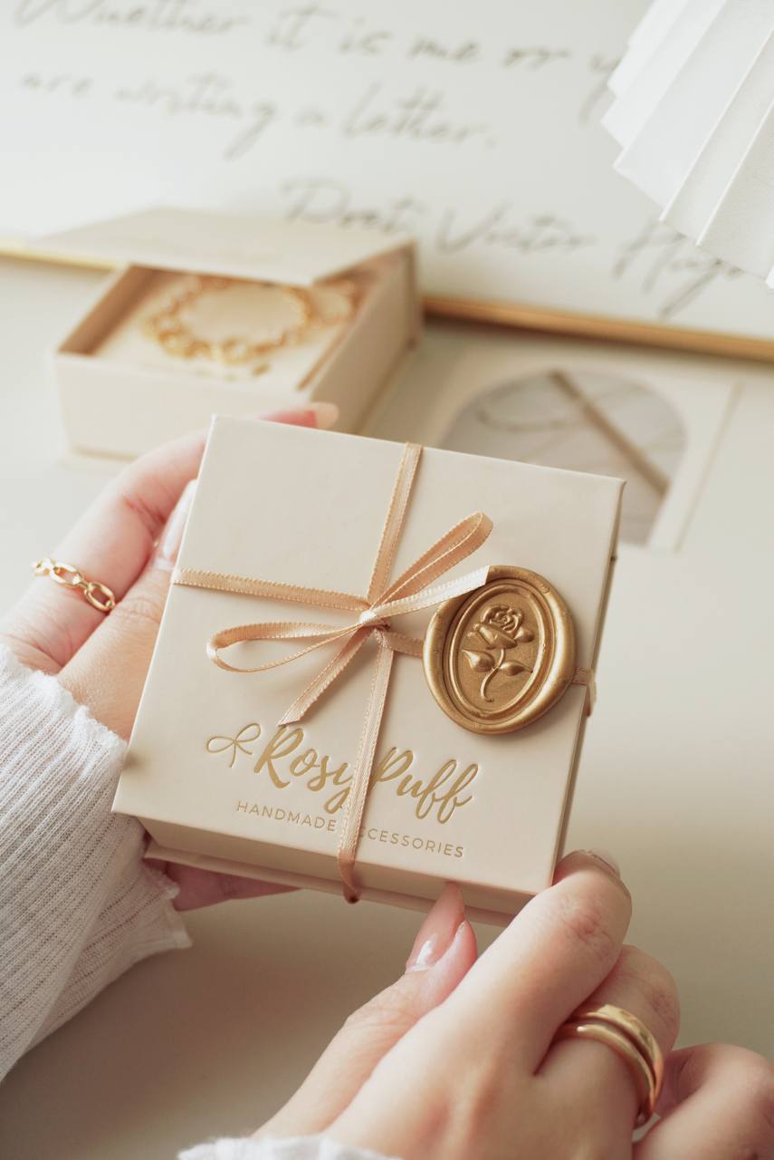 Eternal Rose Necklace In Pink