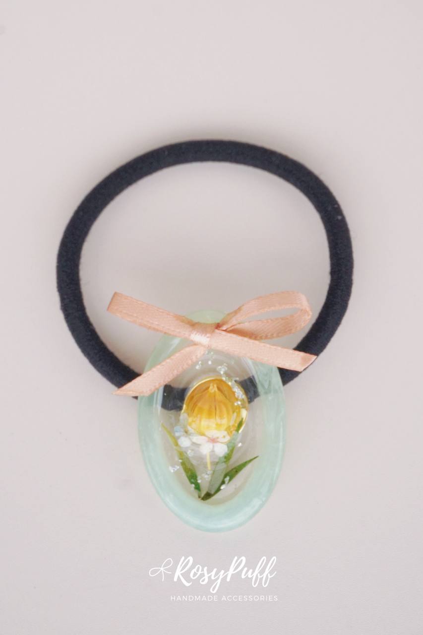 Vintage Flower Elastic Hair Tie In Mint