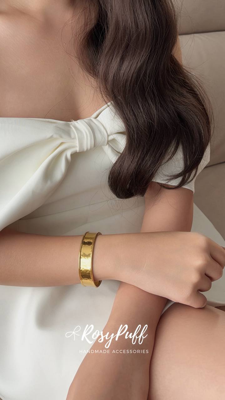 Elodie Bangle (Water Resistant)
