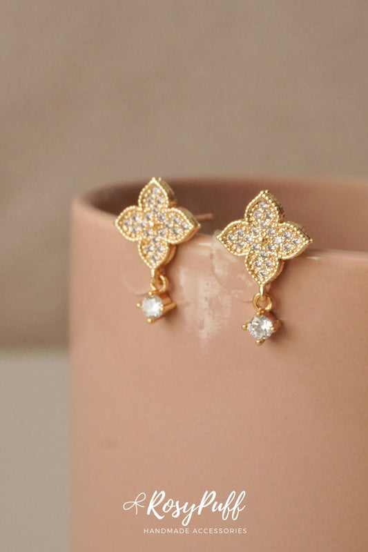 Clovers Radiant Earrings