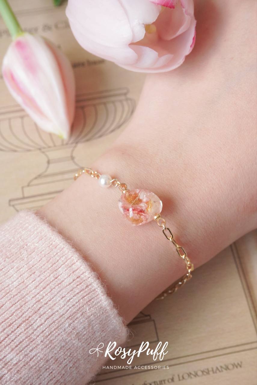 Petite Pink Flowers Bracelet