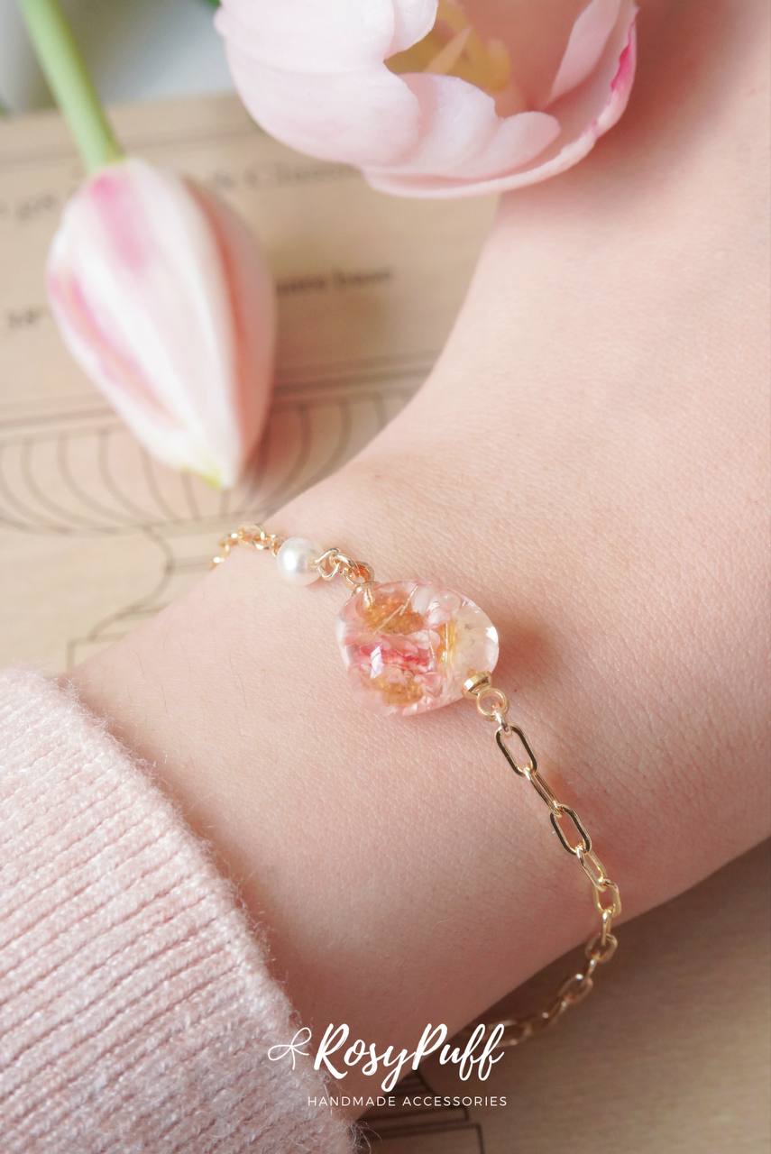 Petite Pink Flowers Bracelet