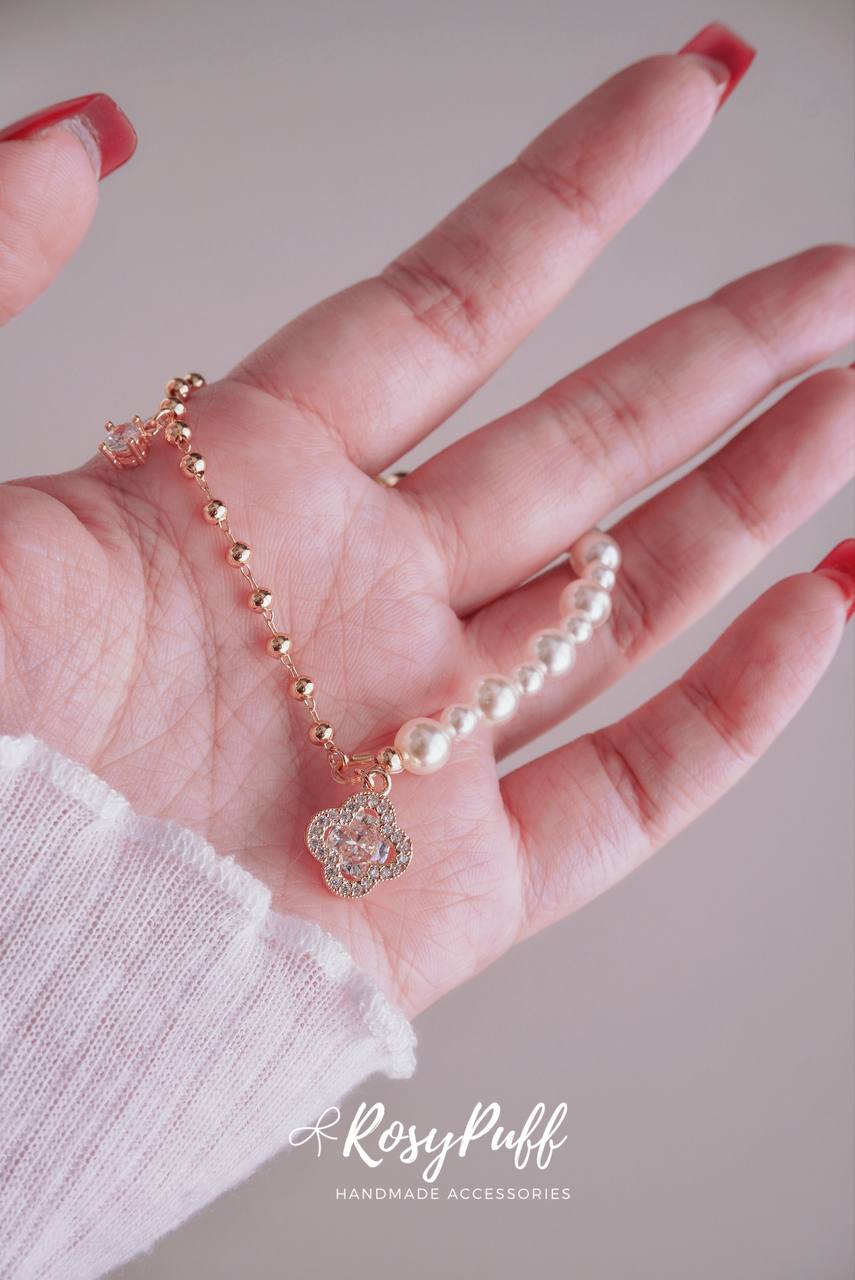 Clovia Pearls Bracelet