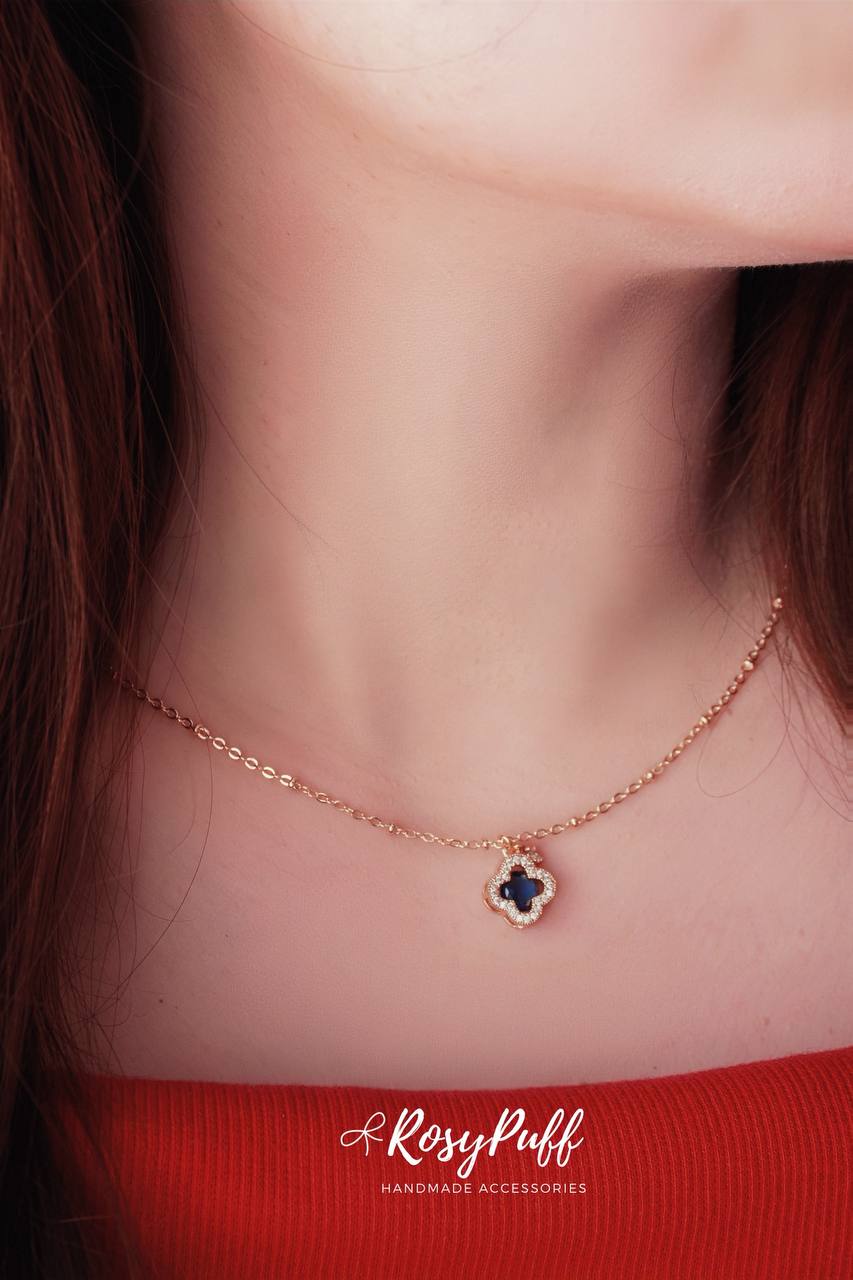 Clovera Necklace In Navy Blue