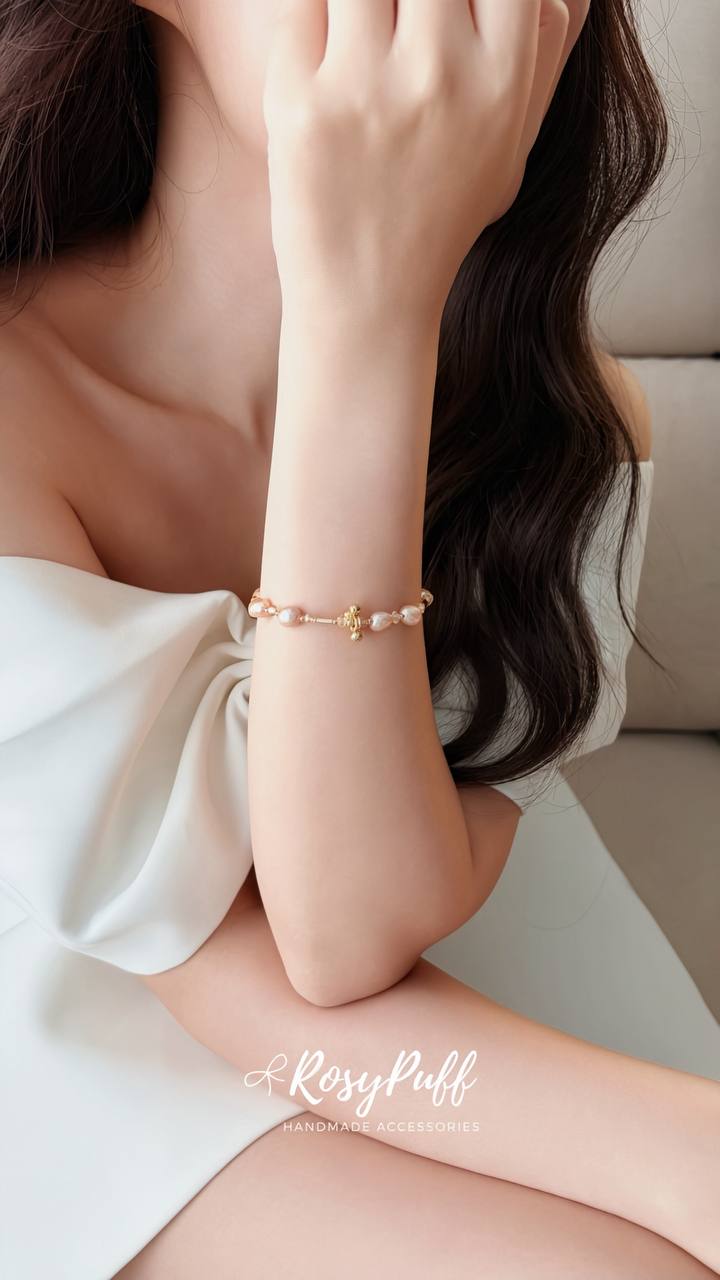 Champagne Pearl Veil Bracelet