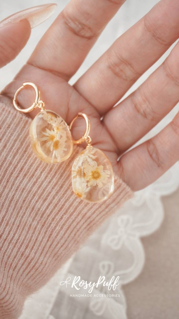 Daisy Memories Earrings