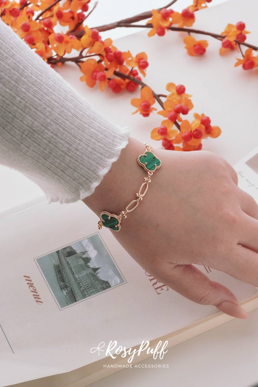 Jade Clovers Bracelet