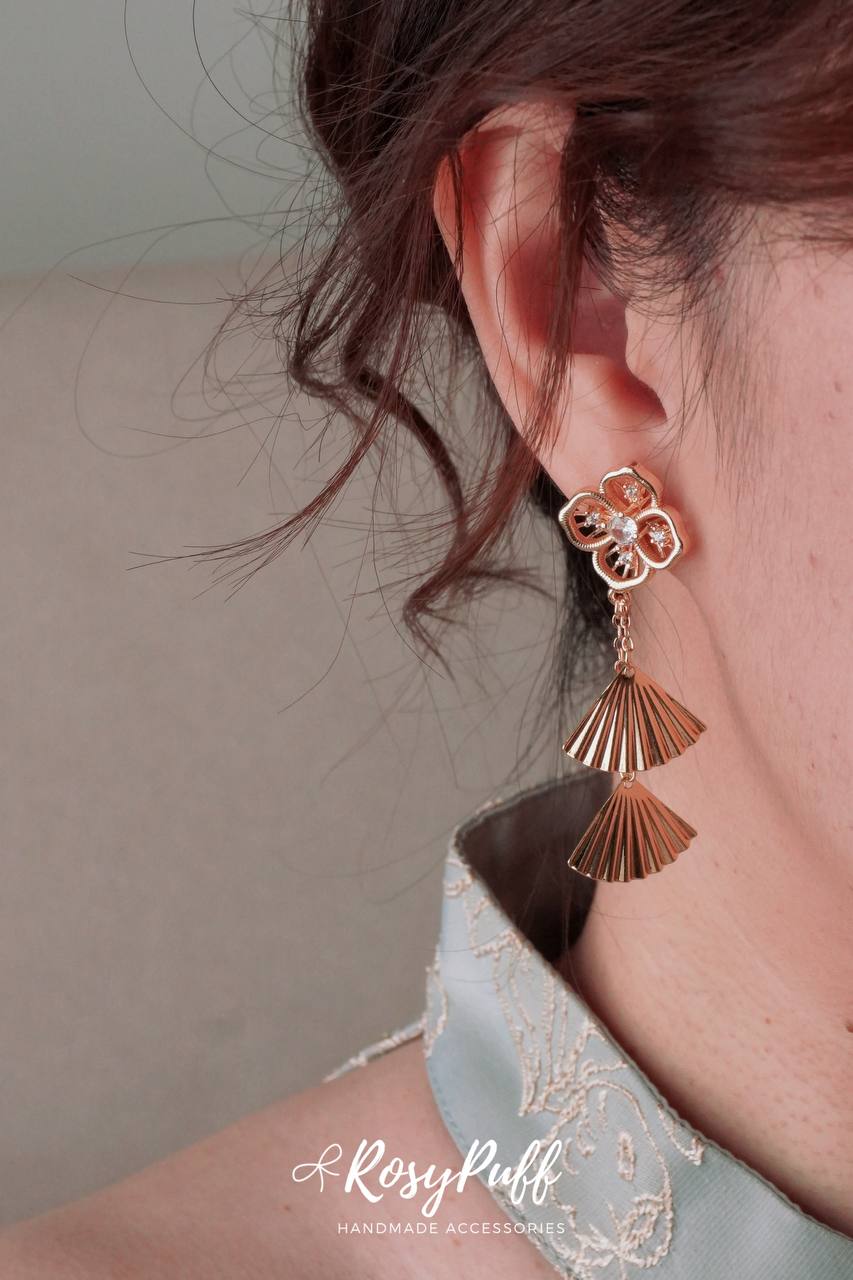 Prosperity Fan Earrings