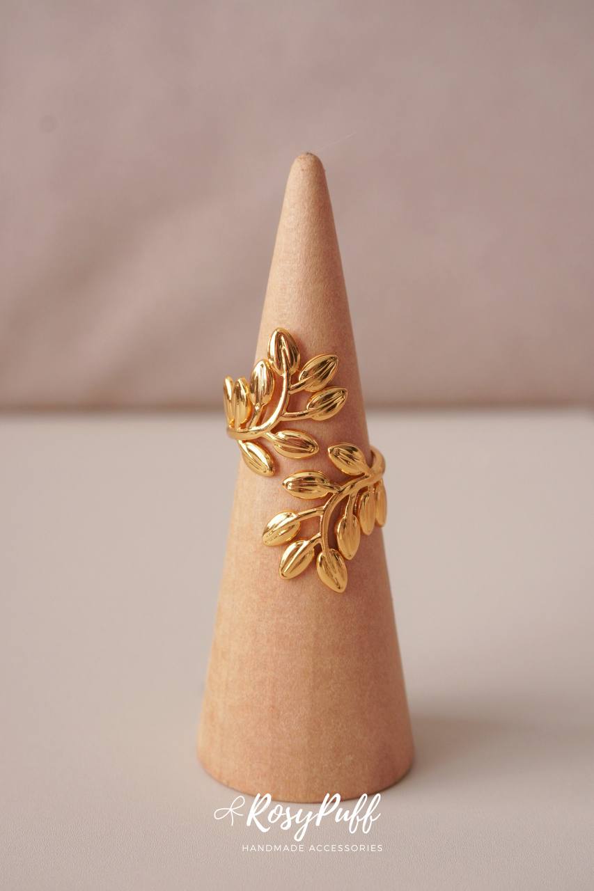 Double Laurel Leaf Ring In Gold