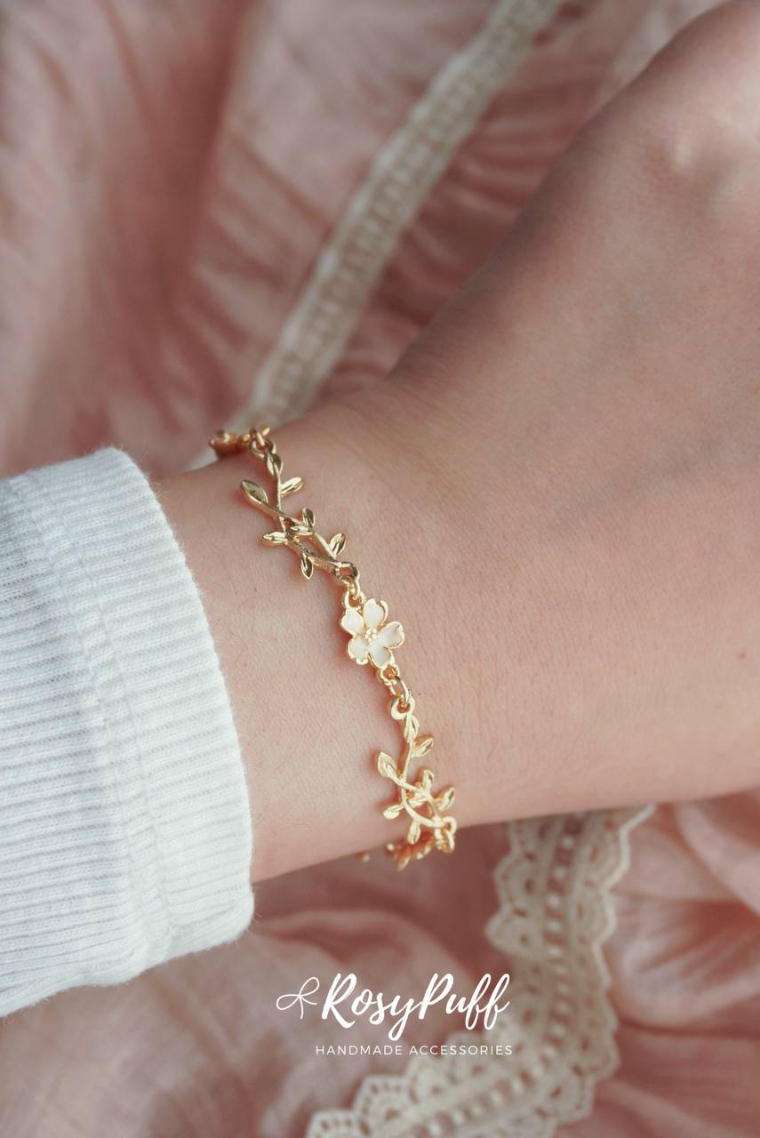 Pastel Pink Sakura Bloomie Bracelet